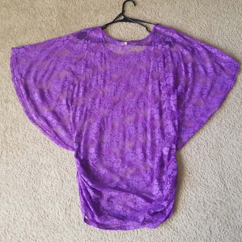 Cute lace shirt - Picture 4 of 5